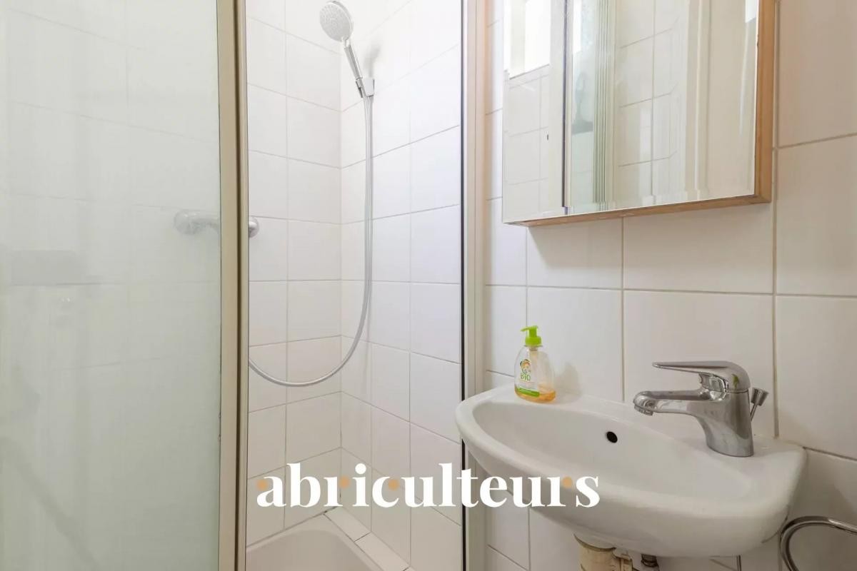 Vente Appartement à Paris Vaugirard 15e arrondissement 1 pièce