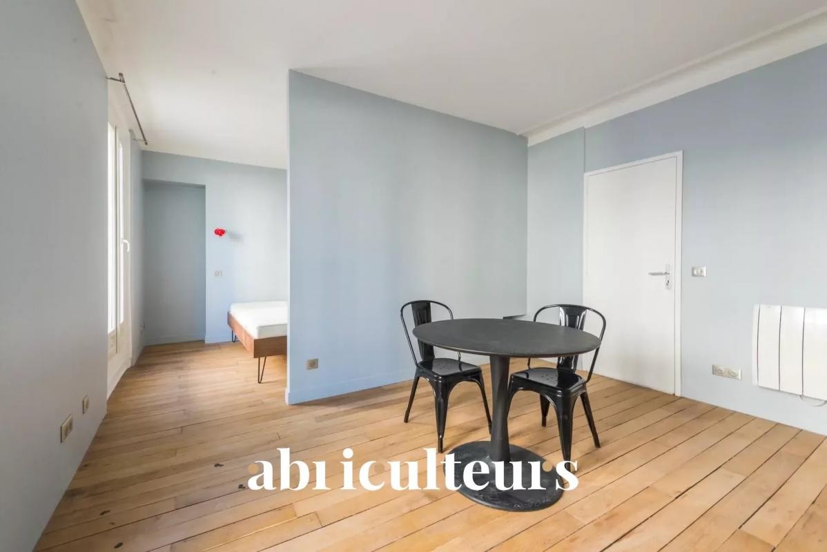 Vente Appartement à Paris Batignolles-Monceaux 17e arrondissement 2 pièces