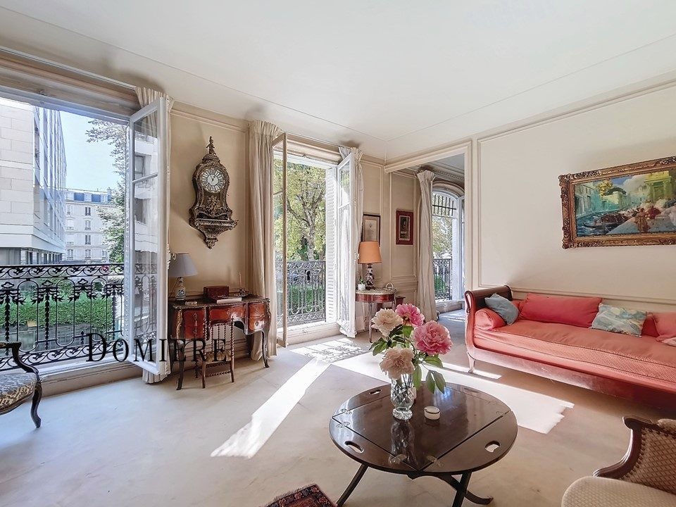 Vente Appartement à Paris Batignolles-Monceaux 17e arrondissement 5 pièces