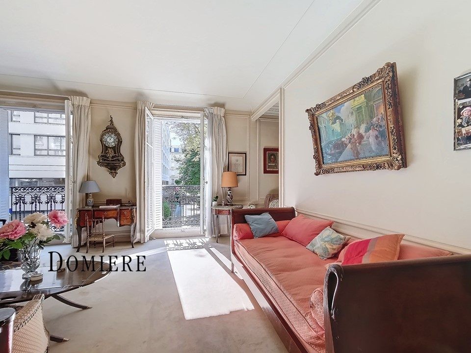 Vente Appartement à Paris Batignolles-Monceaux 17e arrondissement 5 pièces