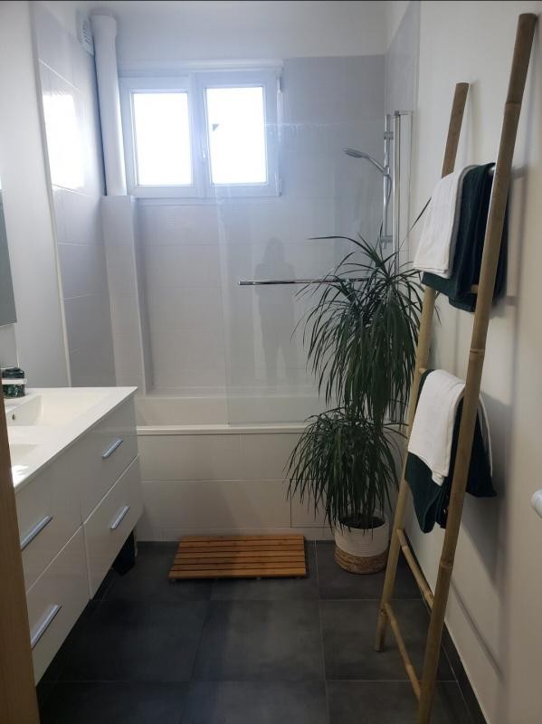 Vente Appartement à Paris Ménilmontant 20e arrondissement 3 pièces