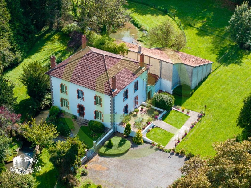 Vente Maison à Lacroix-sur-Meuse 8 pièces