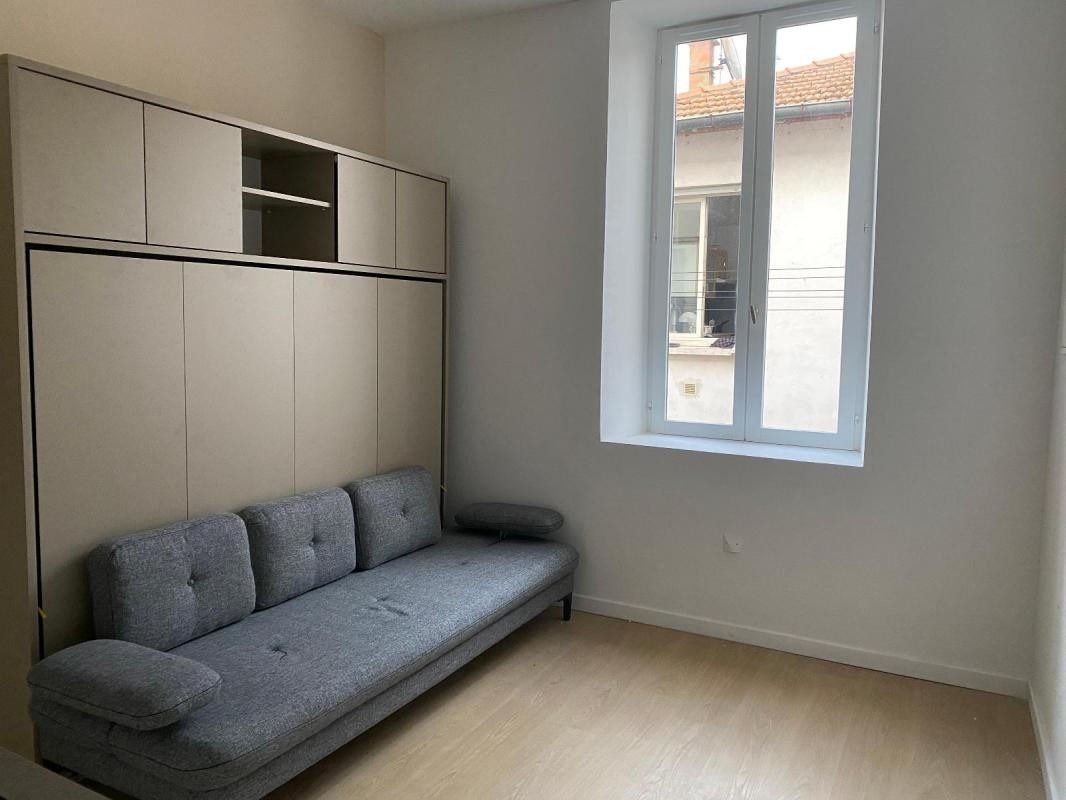 Location Appartement à Nîmes 1 pièce