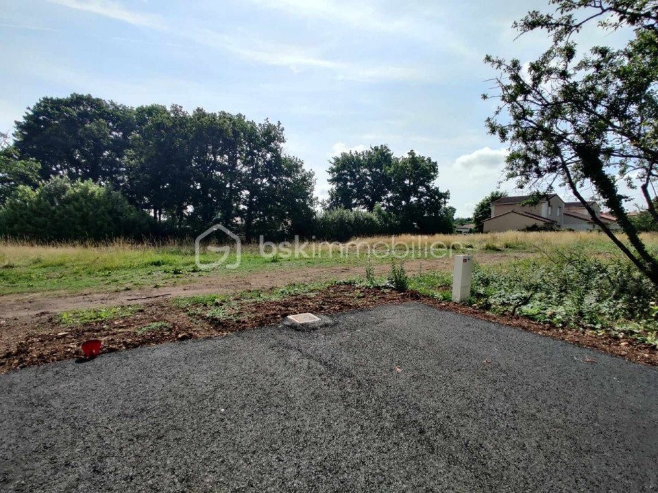 Vente Terrain à Vouneuil-sous-Biard 0 pièce