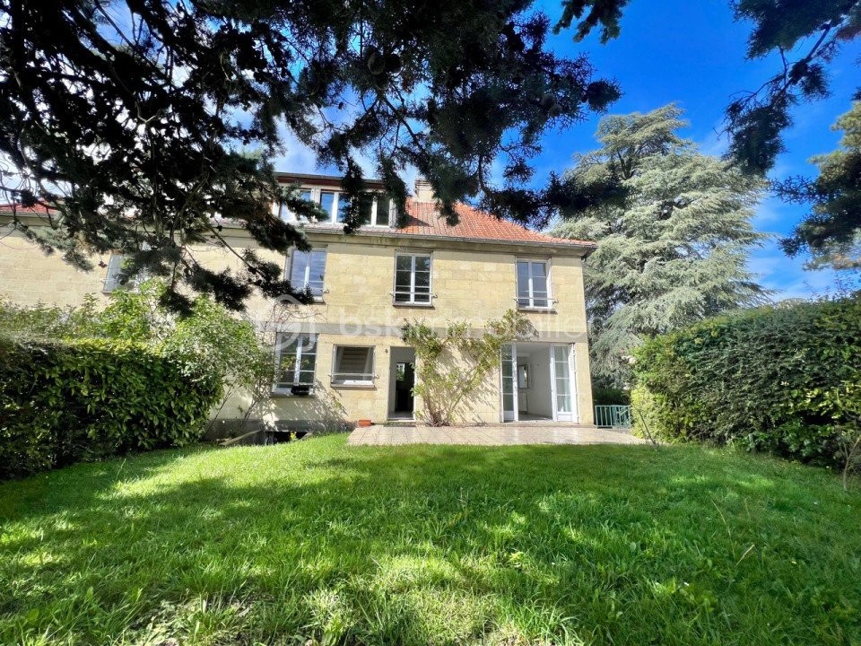 Vente Maison à la Celle-Saint-Cloud 7 pièces