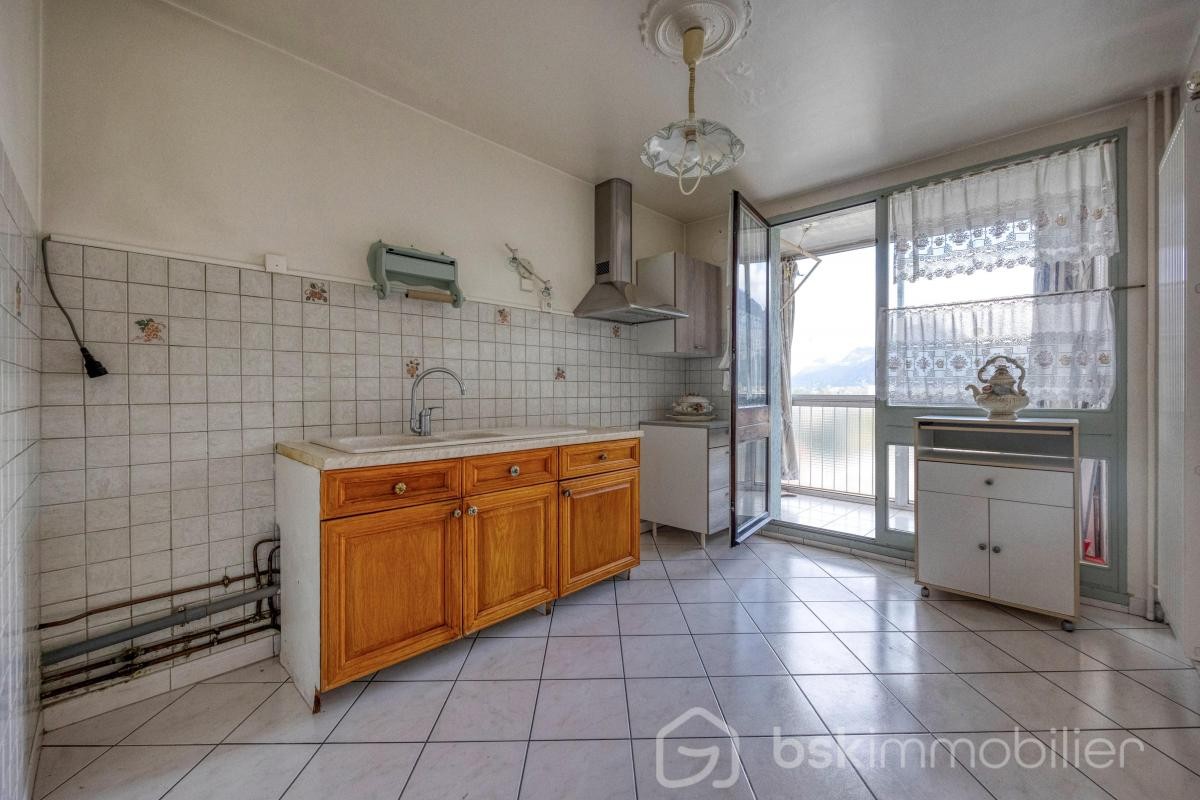 Vente Appartement à Fontaine 5 pièces