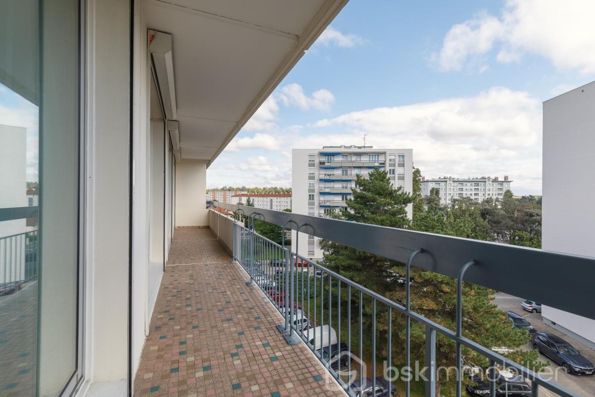 Vente Appartement à Lyon 8e arrondissement 5 pièces