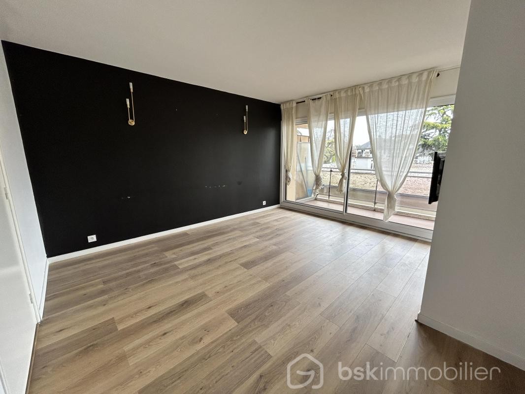 Vente Appartement à Louvres 5 pièces