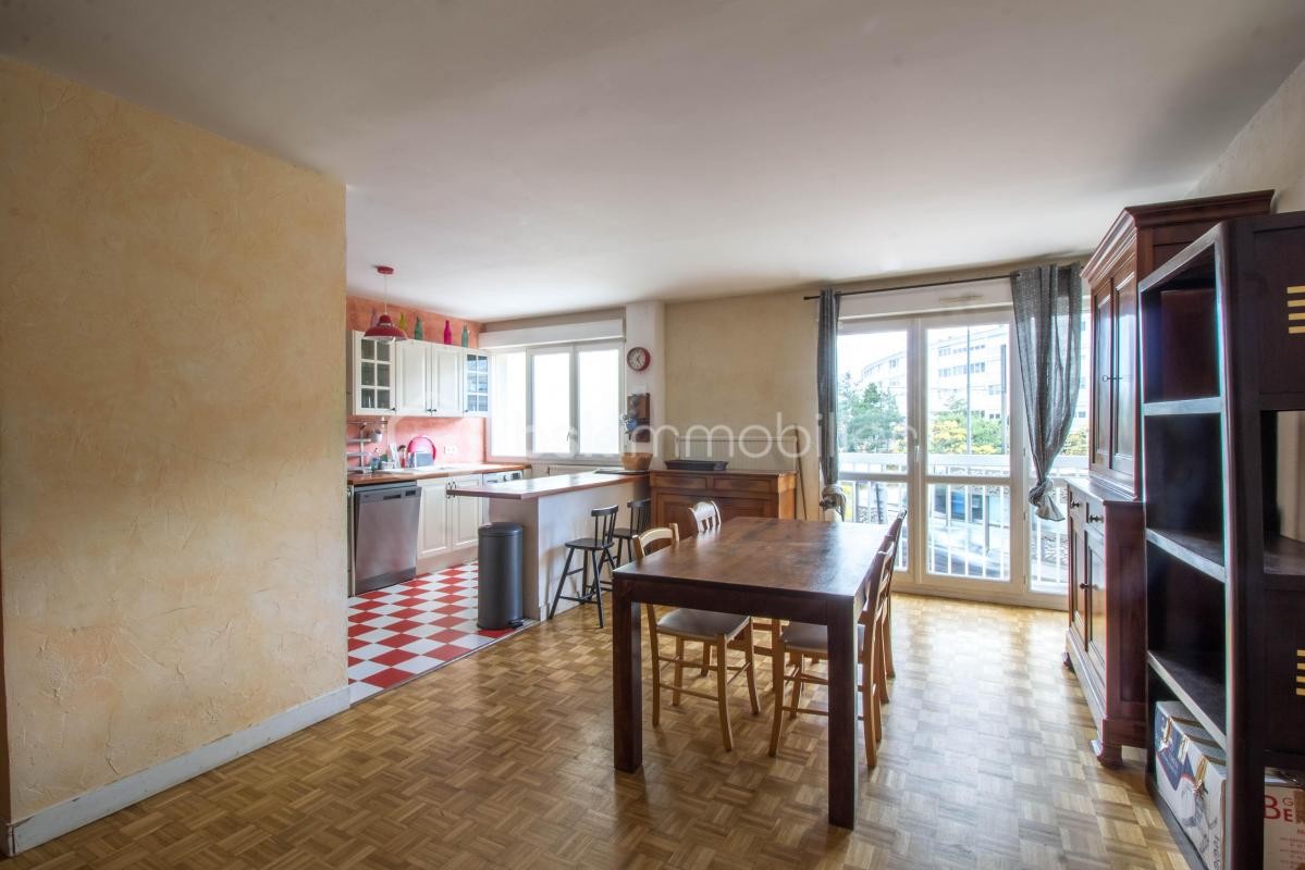 Vente Appartement à Vélizy-Villacoublay 6 pièces