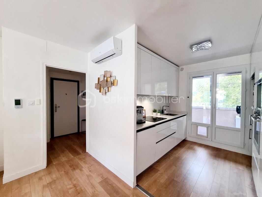 Vente Appartement à Fontaine 3 pièces