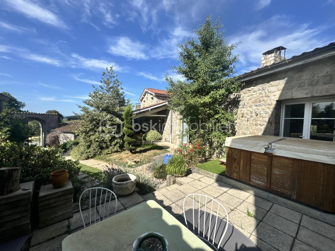 Vente Maison à Saint-Romain-Lachalm 10 pièces