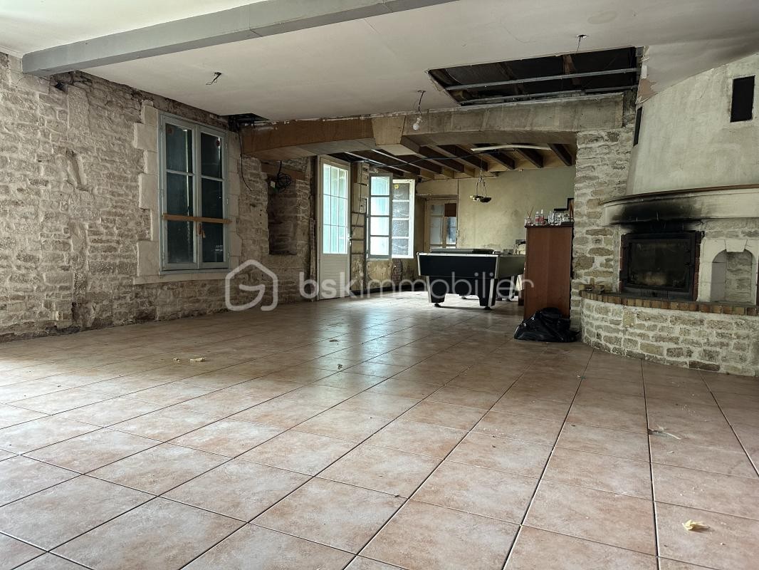 Vente Maison à Saint-Hilaire-la-Palud 5 pièces