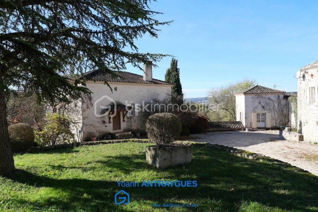 Vente Maison à Montaigu-de-Quercy 19 pièces