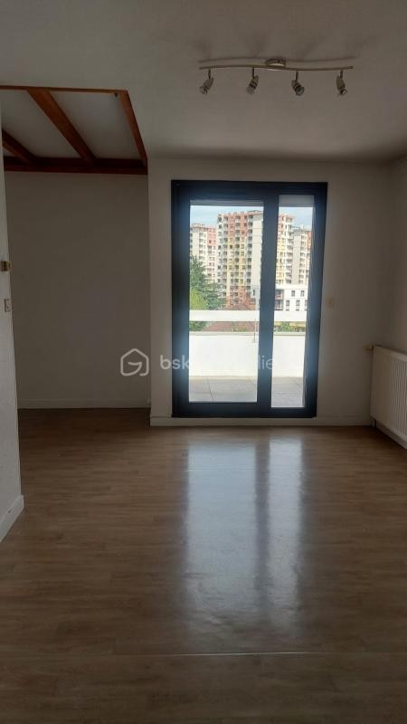 Vente Appartement à Échirolles 1 pièce