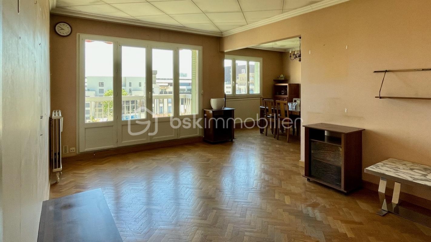 Vente Appartement à Lyon 8e arrondissement 3 pièces