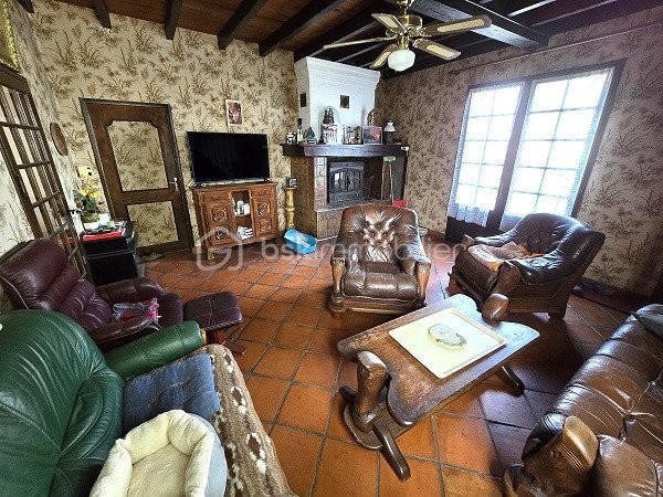 Vente Maison à Saint-Médard-de-Guizières 6 pièces