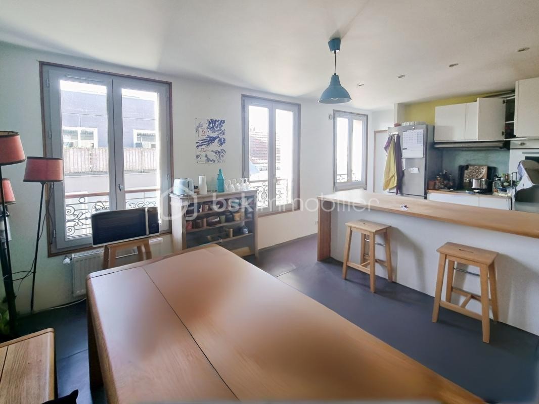 Vente Appartement à Paris Buttes-Chaumont 19e arrondissement 7 pièces