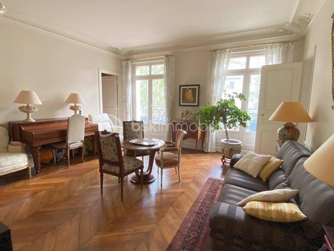 Vente Appartement à Paris Vaugirard 15e arrondissement 5 pièces