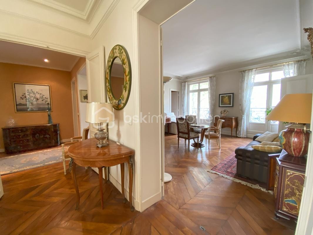 Vente Appartement à Paris Vaugirard 15e arrondissement 5 pièces