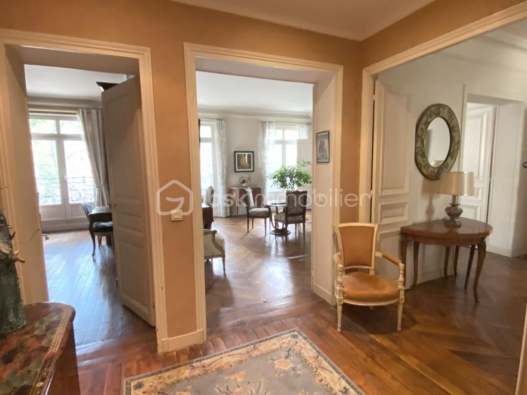 Vente Appartement à Paris Vaugirard 15e arrondissement 5 pièces