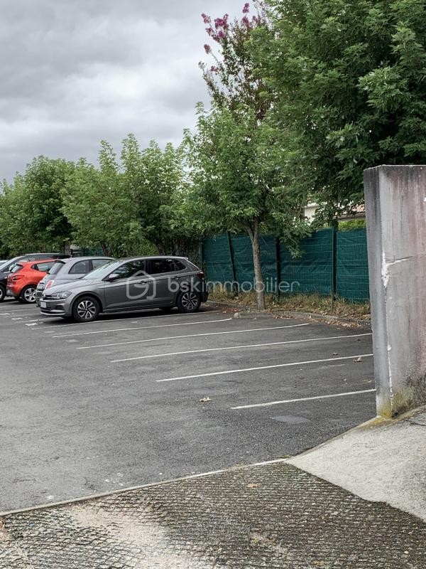 Vente Garage / Parking à Carbon-Blanc 0 pièce