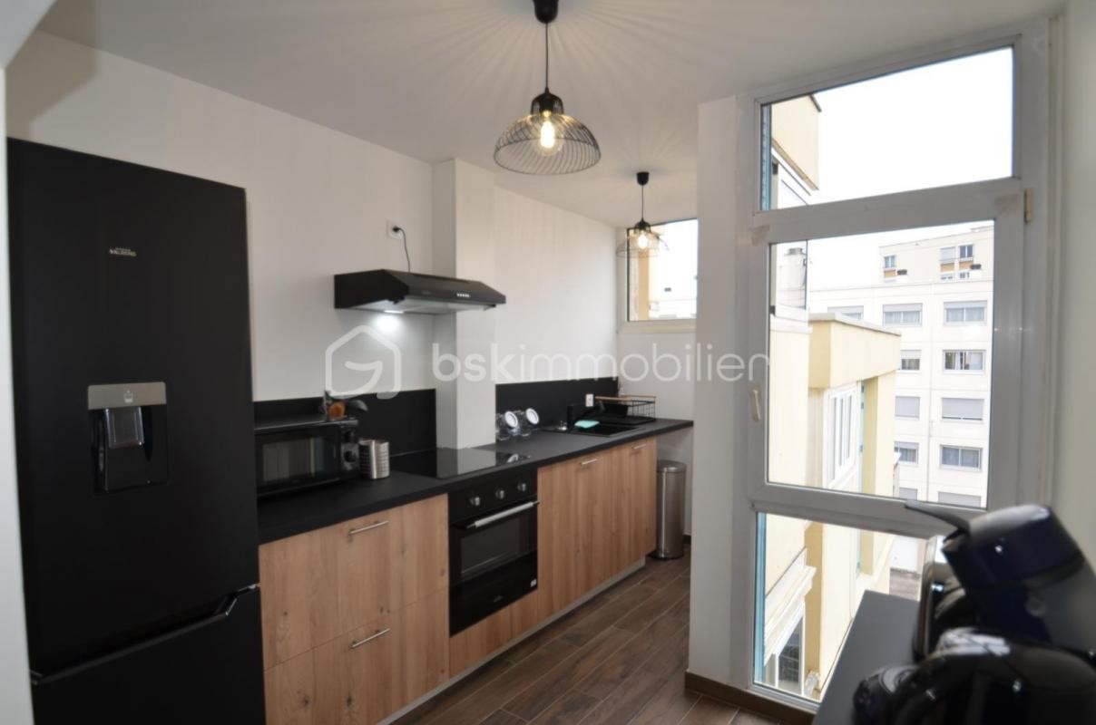 Vente Appartement à Lyon 8e arrondissement 4 pièces