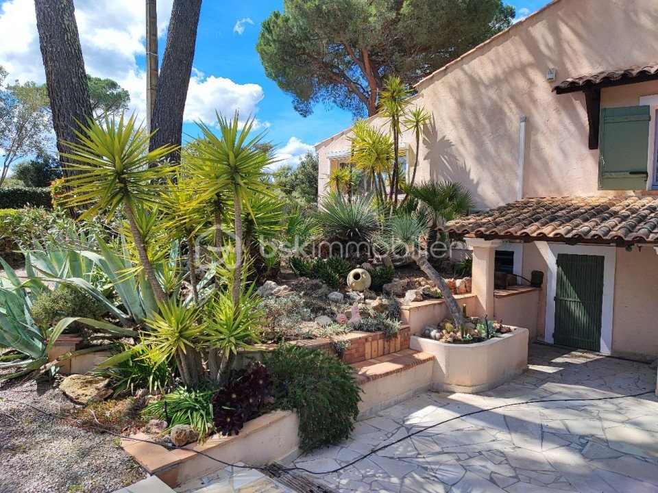 Vente Maison à Roquebrune-sur-Argens 4 pièces