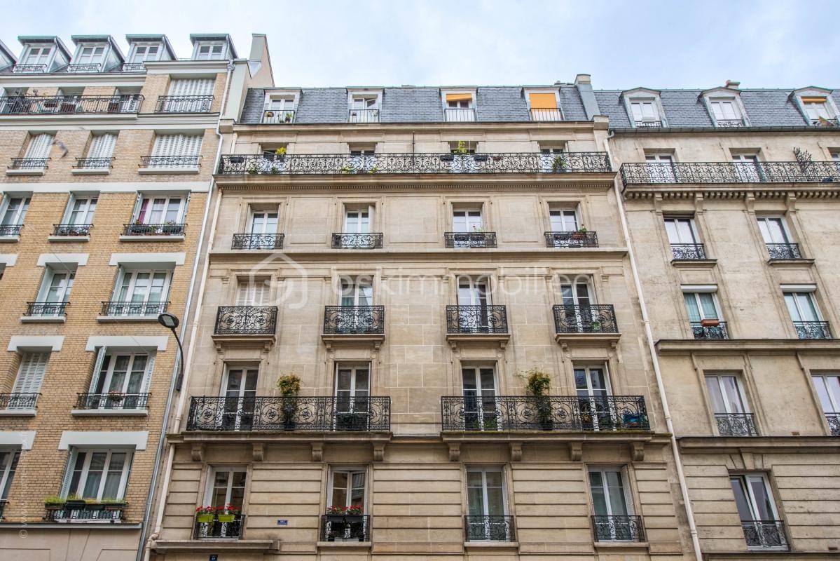 Vente Appartement à Paris Batignolles-Monceaux 17e arrondissement 3 pièces