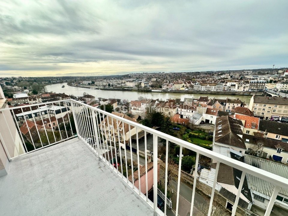 Vente Appartement à Corbeil-Essonnes 4 pièces