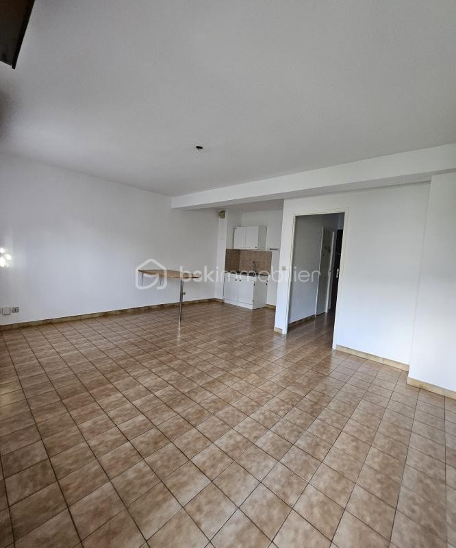 Vente Appartement à Fontaine 2 pièces