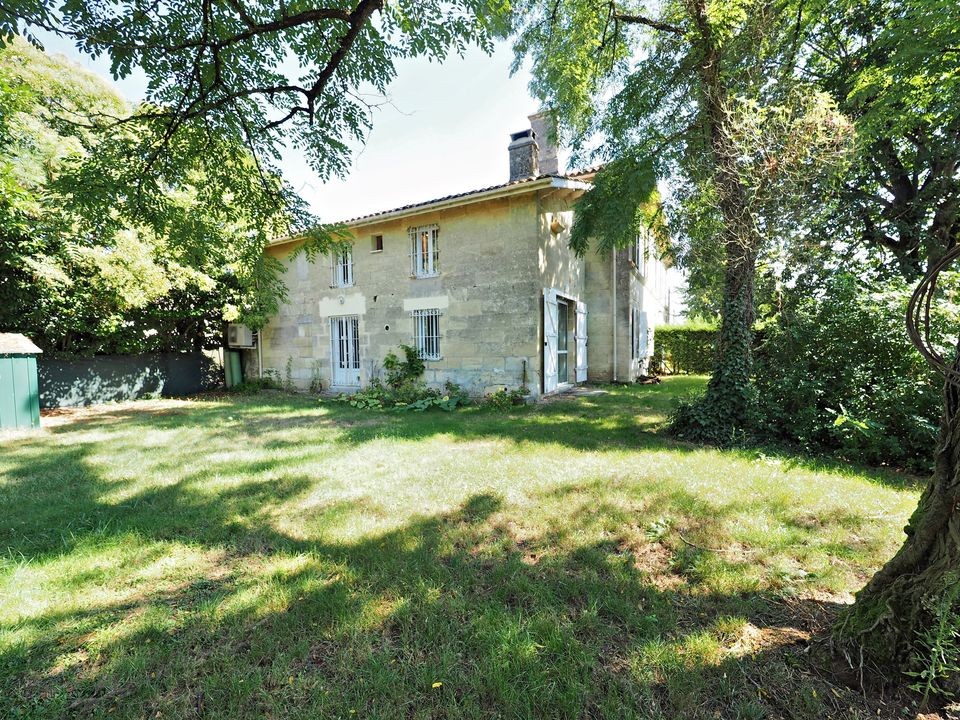 Vente Maison à Sainte-Terre 8 pièces