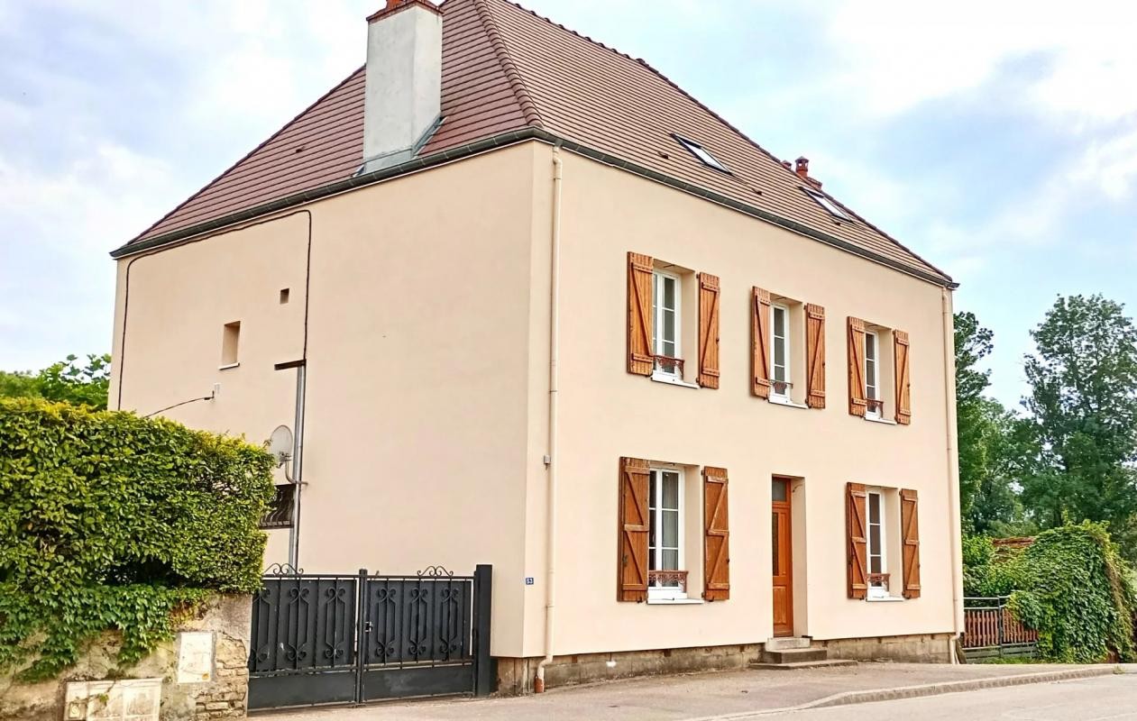 Vente Maison à Pierre-de-Bresse 10 pièces