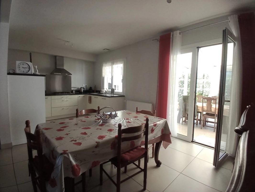 Vente Maison à Sainte-Eulalie 4 pièces