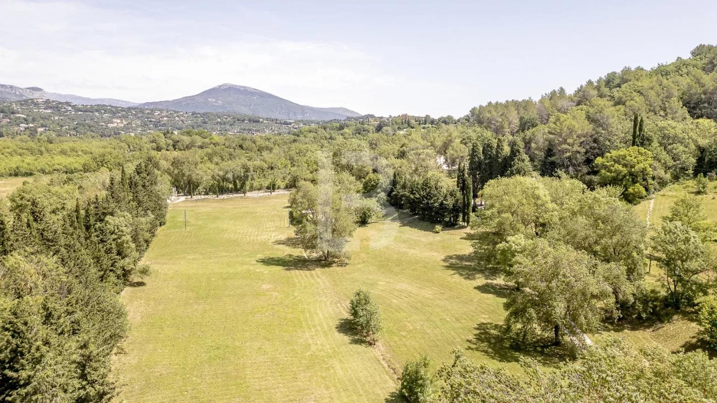 Vente Maison à Châteauneuf-Grasse 16 pièces