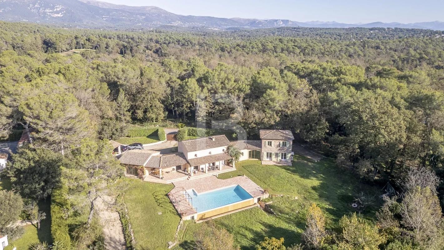 Vente Maison à Valbonne 7 pièces