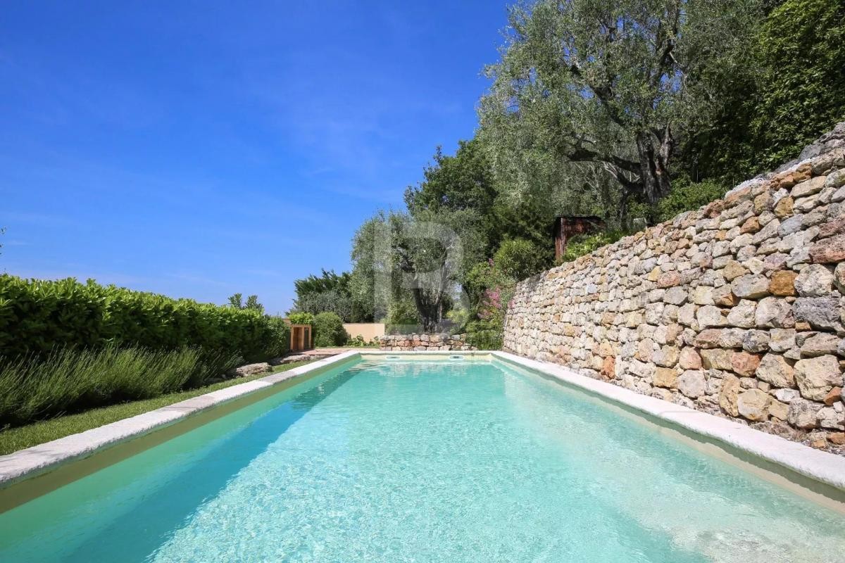 Vente Maison à Châteauneuf-Grasse 5 pièces