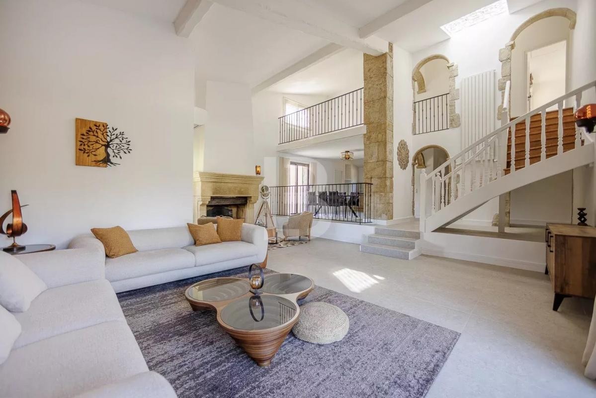 Vente Maison à Valbonne 7 pièces