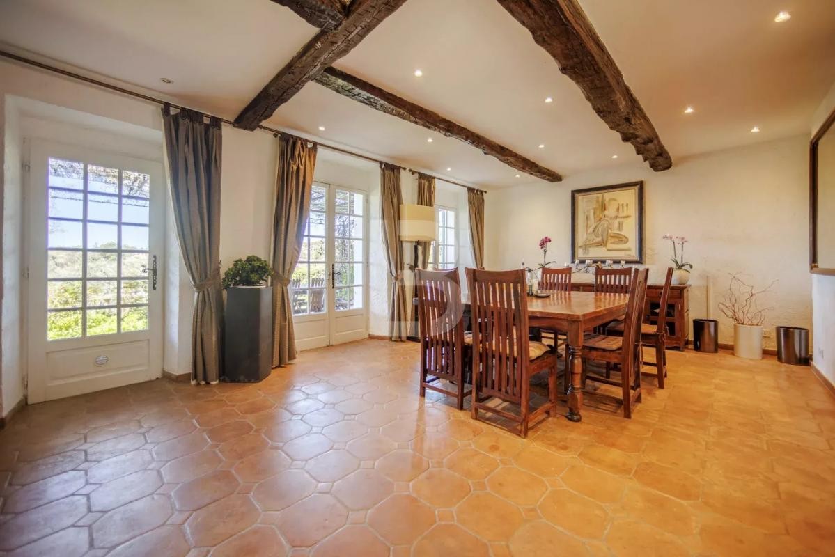 Vente Maison à Grasse 9 pièces