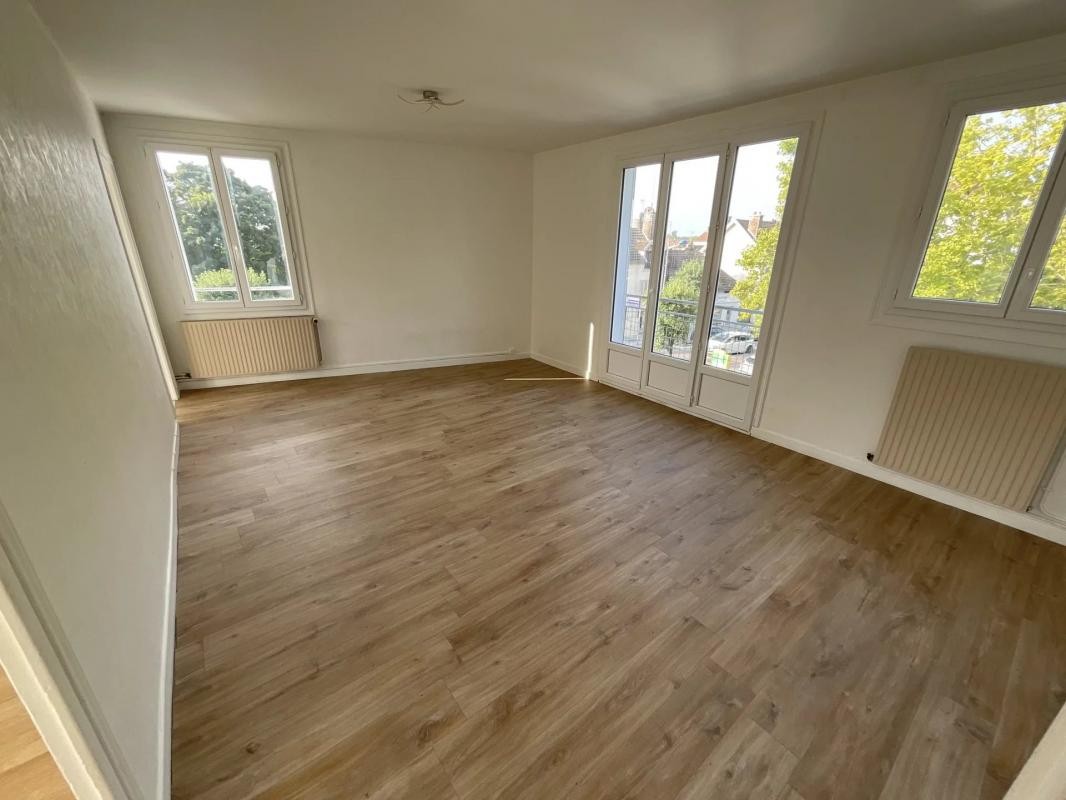 Vente Appartement à Sainte-Savine 5 pièces