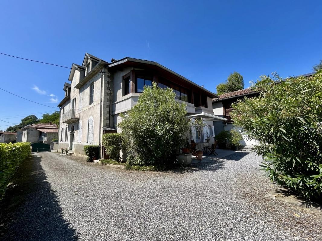 Vente Maison à Tuzaguet 11 pièces