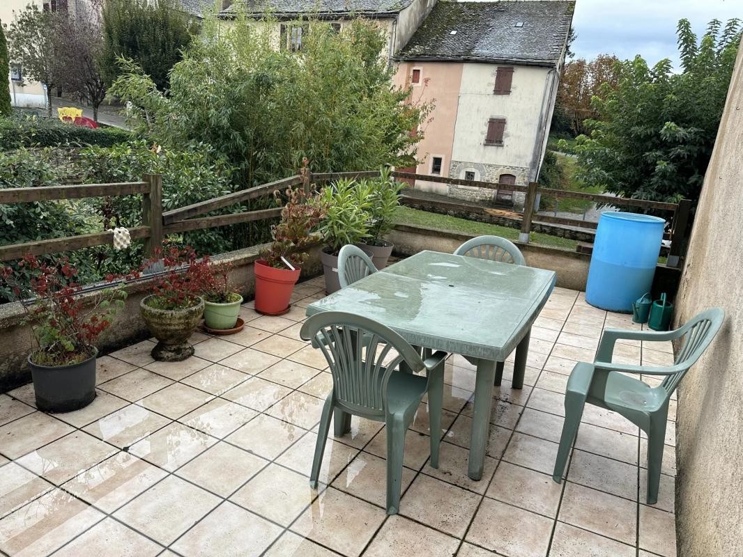 Vente Appartement à Rieupeyroux 6 pièces