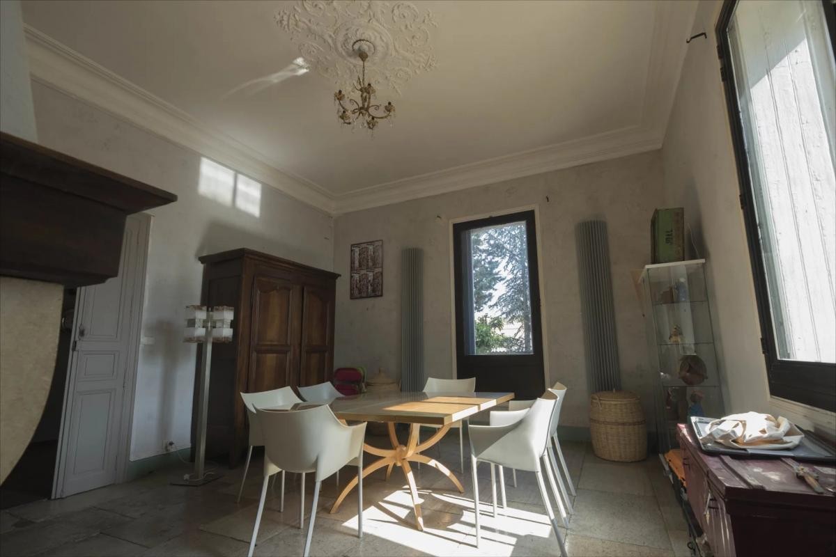 Vente Appartement à Nîmes 6 pièces