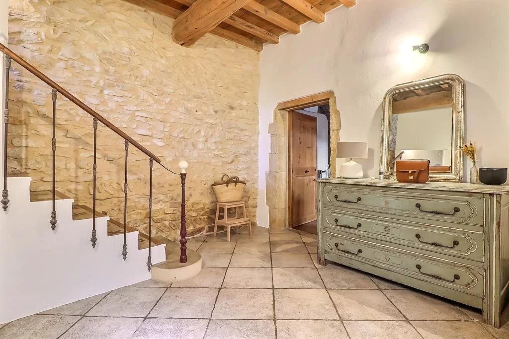 Vente Appartement à Uzès 6 pièces