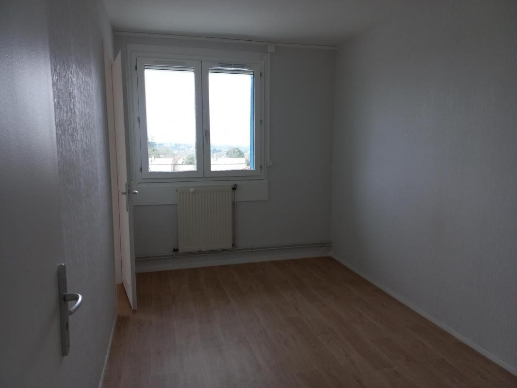 Location Appartement à la Châtre 4 pièces