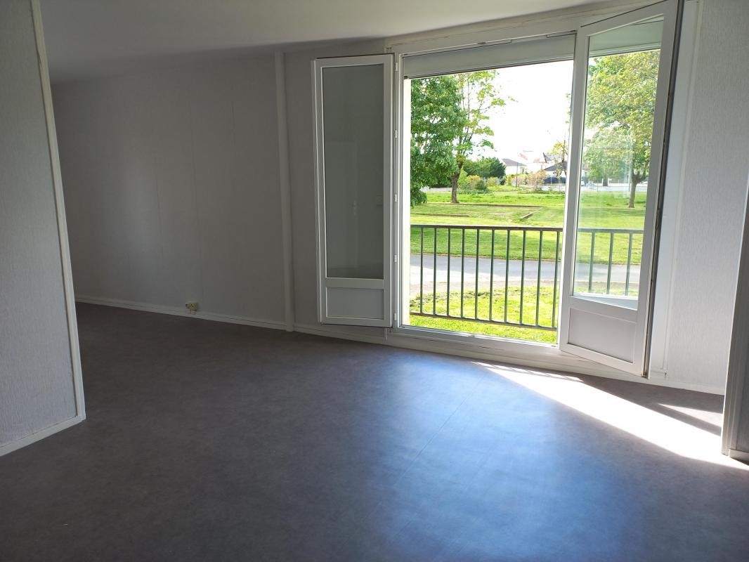 Location Appartement à la Châtre 5 pièces