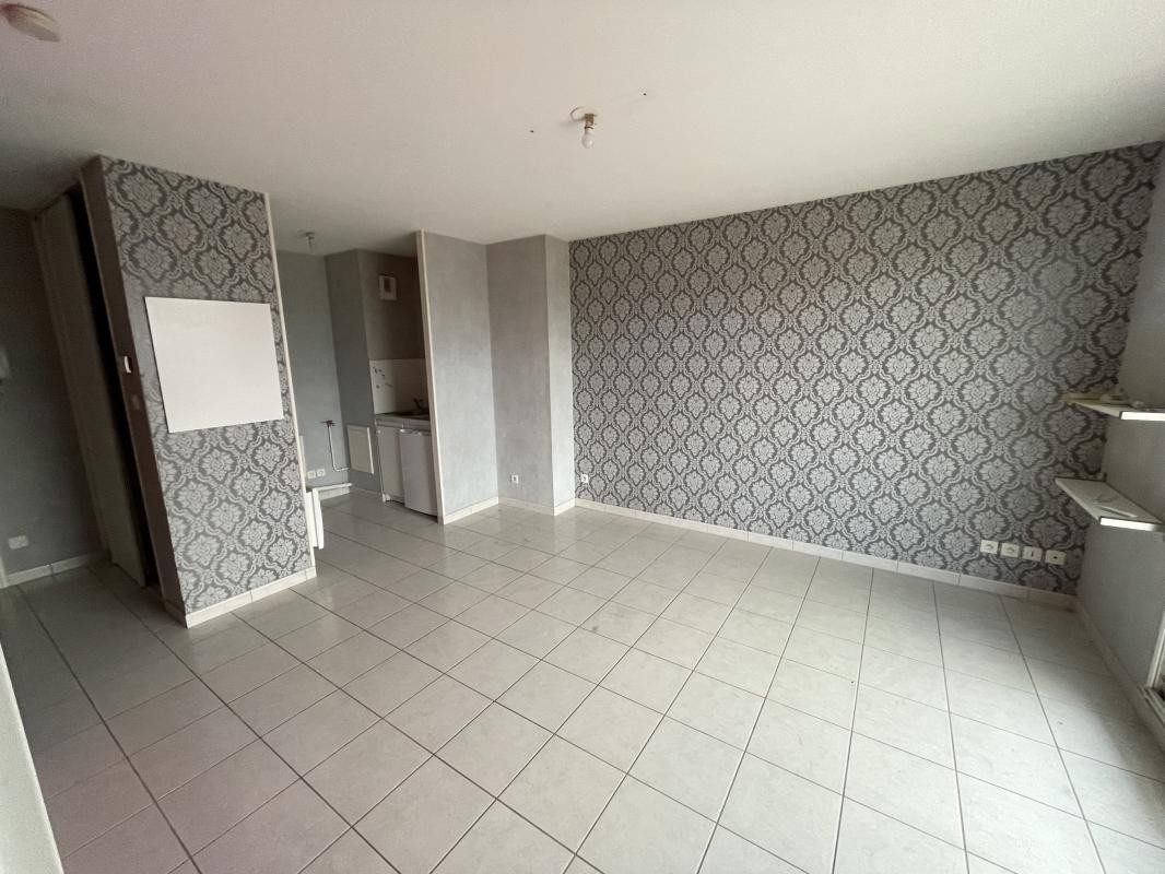 Location Appartement à Sainte-Suzanne 2 pièces