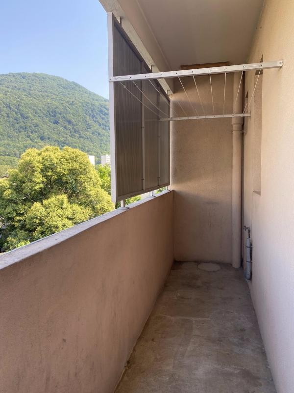 Vente Appartement à Saint-Martin-d'Hères 3 pièces