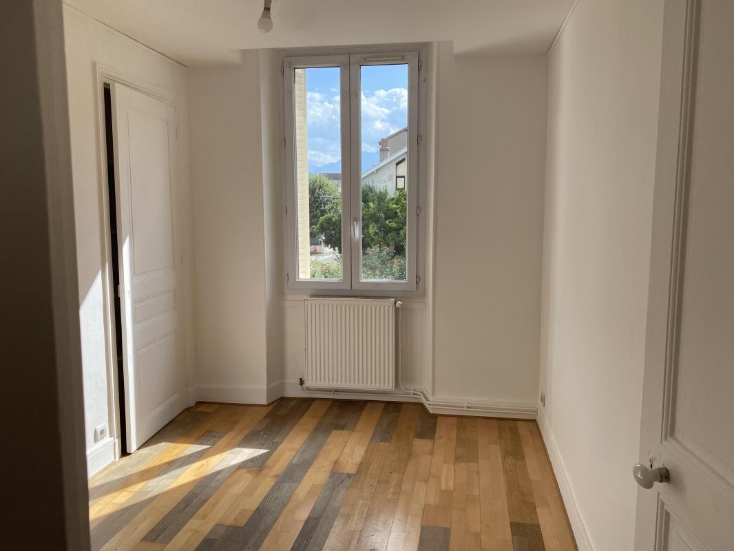 Location Appartement à Grenoble 2 pièces