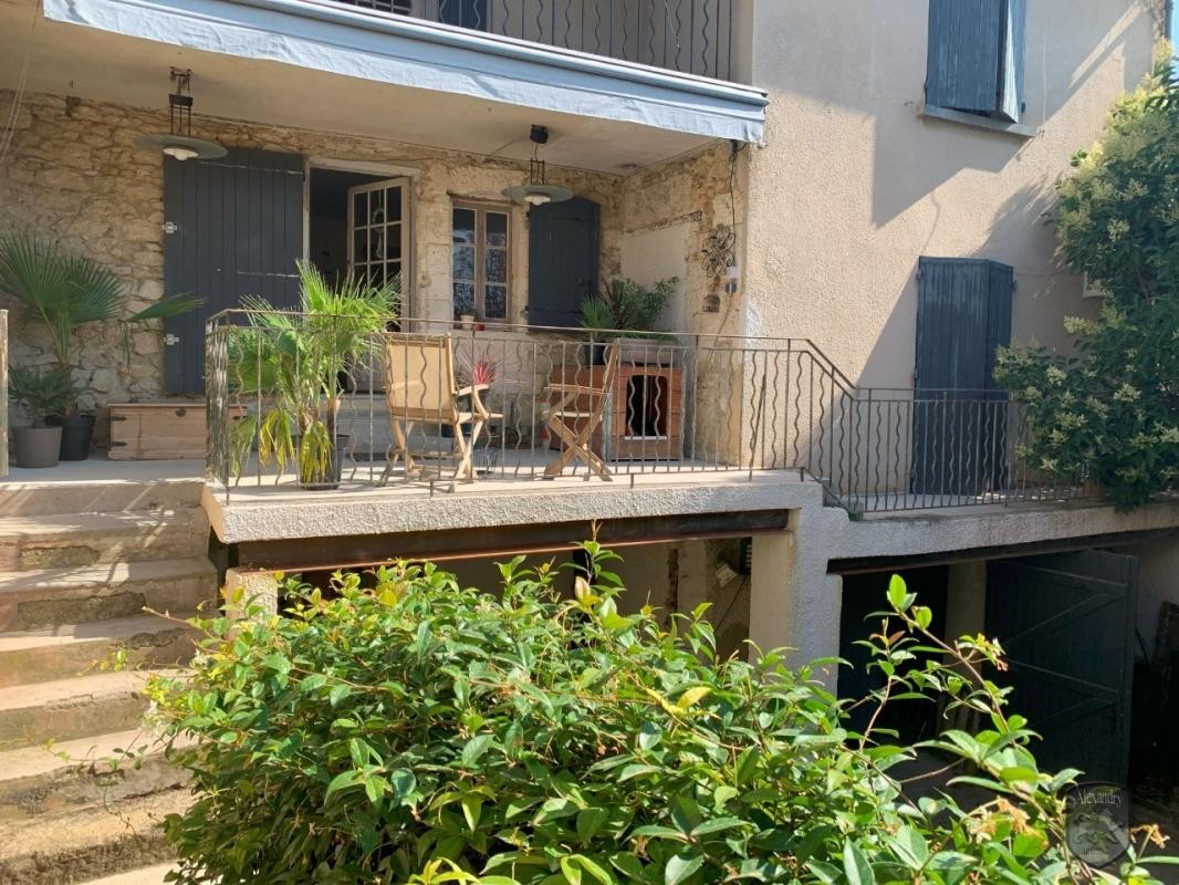 Vente Appartement à Pujaut 7 pièces