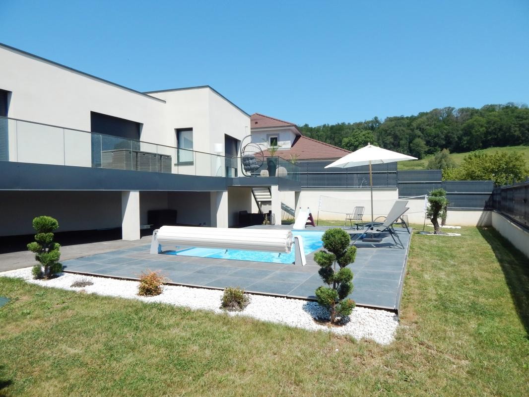 Vente Maison à Lons-le-Saunier 6 pièces